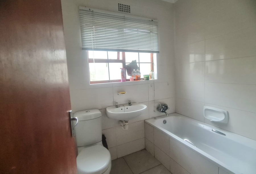 2 Bedroom Property for Sale in Highbury Park Western Cape